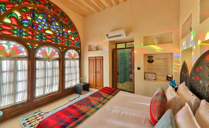 اقامتگاه سنتی صارم الدوله ونوشک - واحد فیروزه