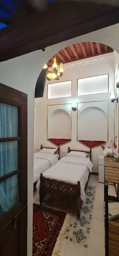 اقامتگاه سنتی سرهنگ - واحد دوتخته شناشیر