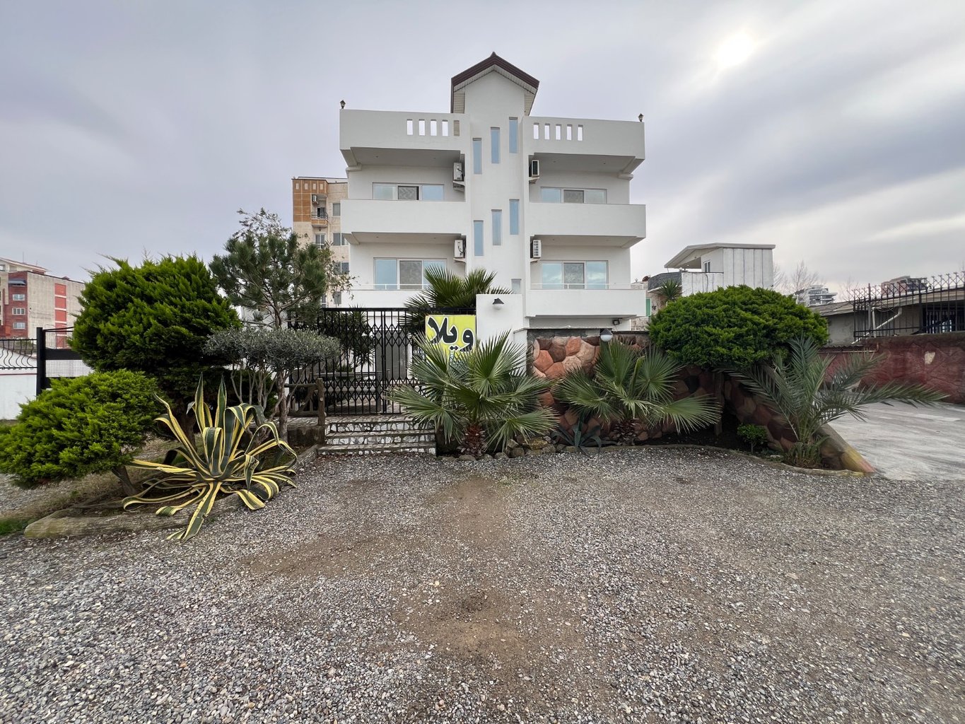 آپارتمان تورانداز واحد 202