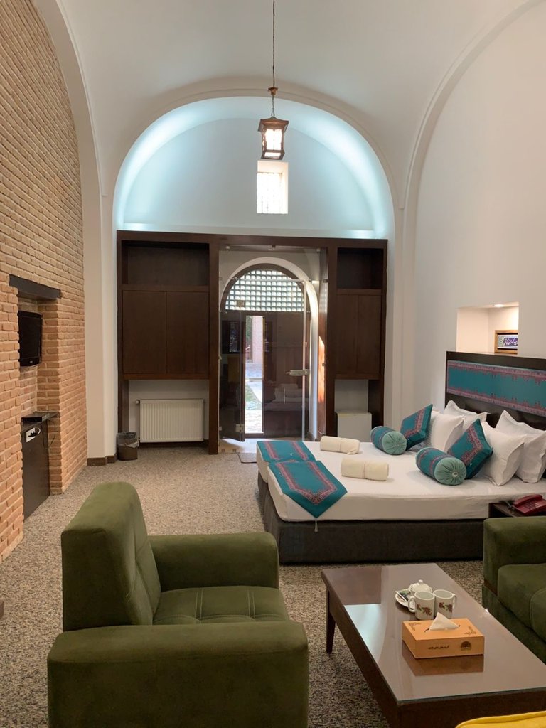 اقامتگاه سنتی قهرمانی -  واحد 105