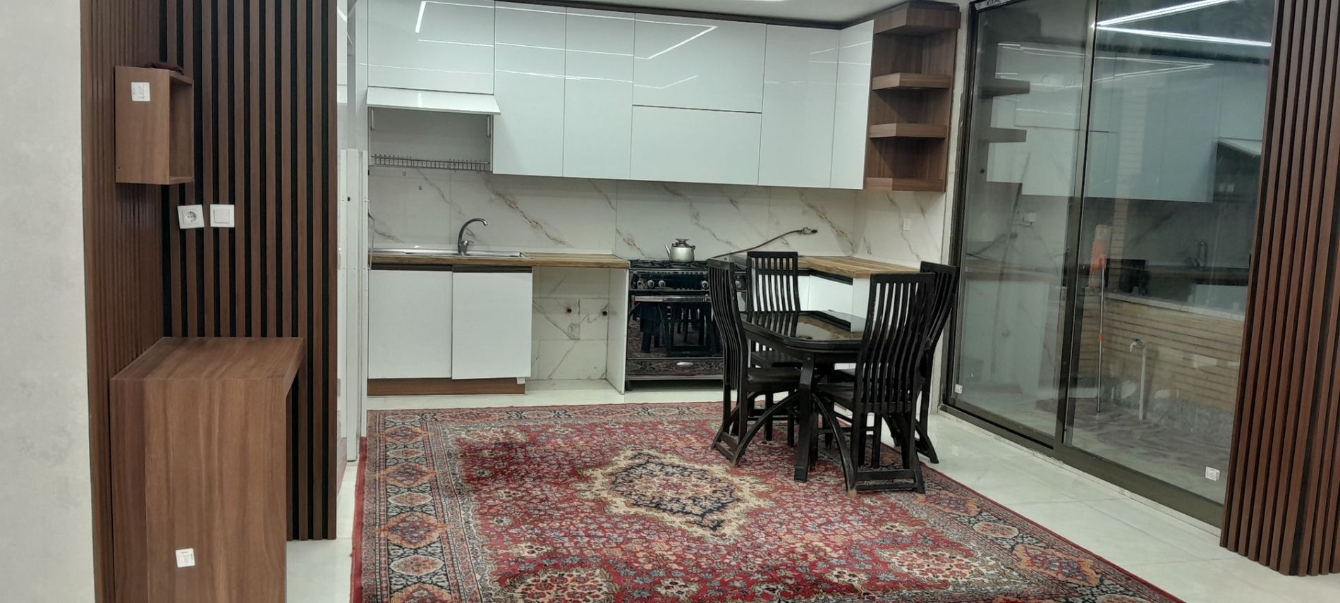 آپارتمان دوخوابه زرین کوب