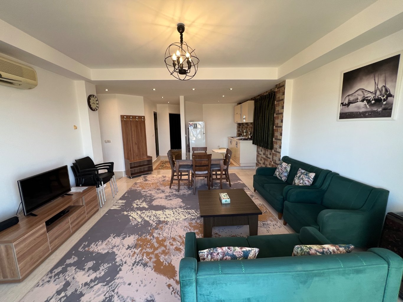 آپارتمان تورانداز واحد 201