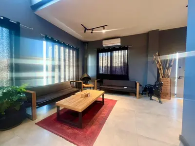 ویلا چهارخوابه استخردار آبگرم رودهن آناهیتا