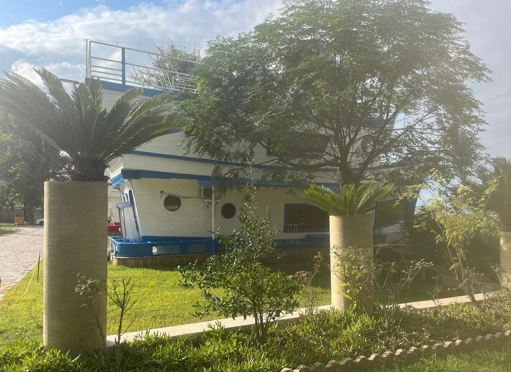 کلبه یک خوابه لنج شاهین  طبقه  پایین