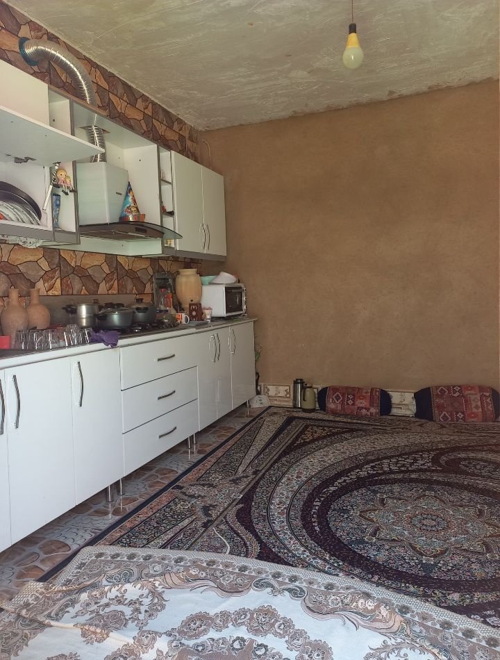 مسافرخانه اقامتگاه پارسه گاد - ننه