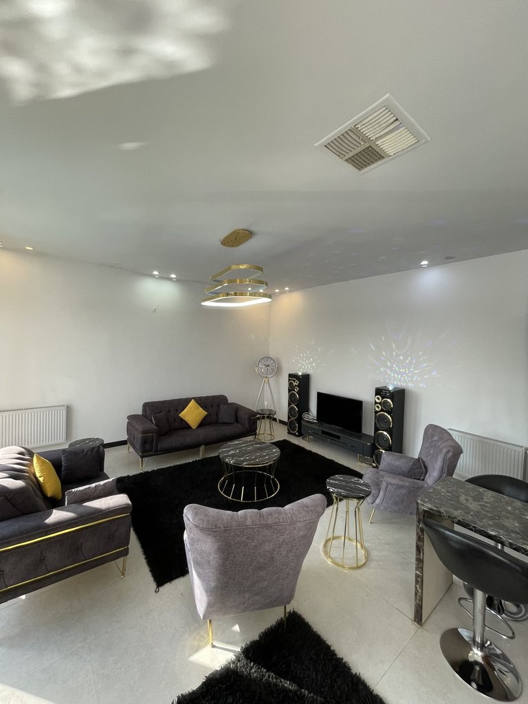 ویلا دوخوابه استخردار آبگرم اقاقیا 2