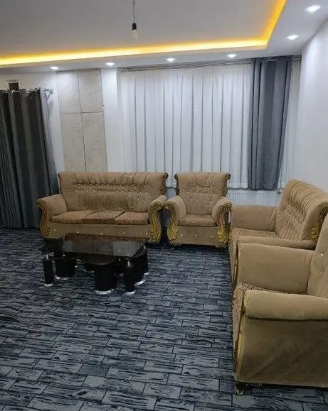 آپارتمان دوخوابه رزی