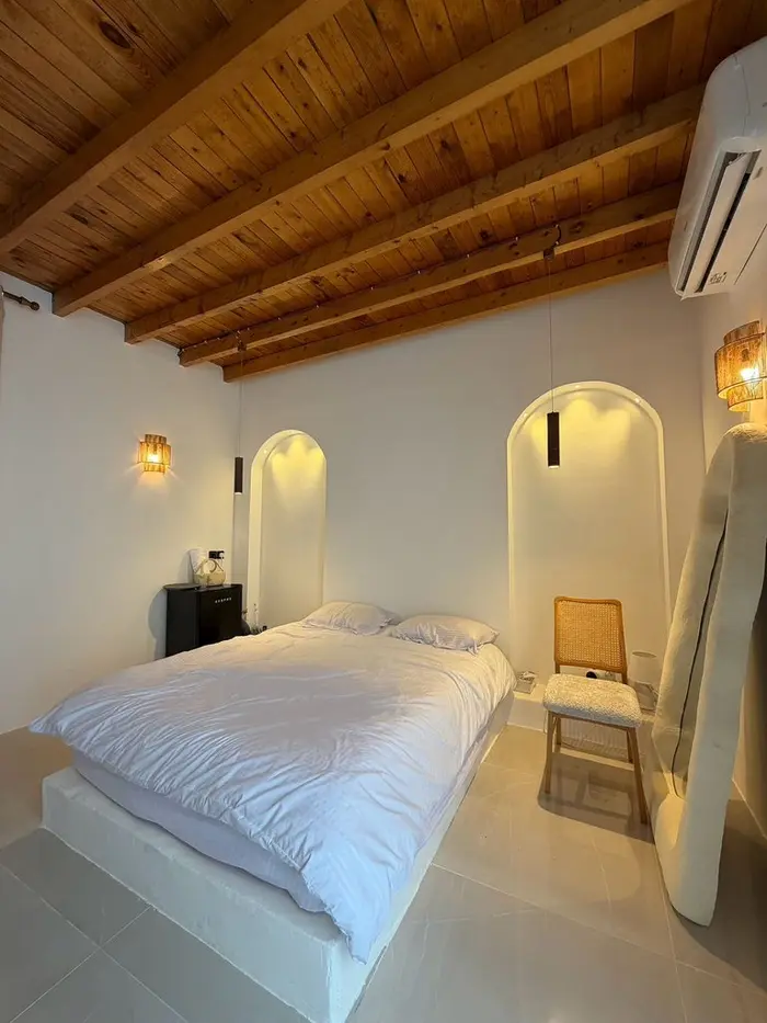 بوم گردی کی تل واحد استخردار گشدان - کی تل واحد استخردار پشه دان