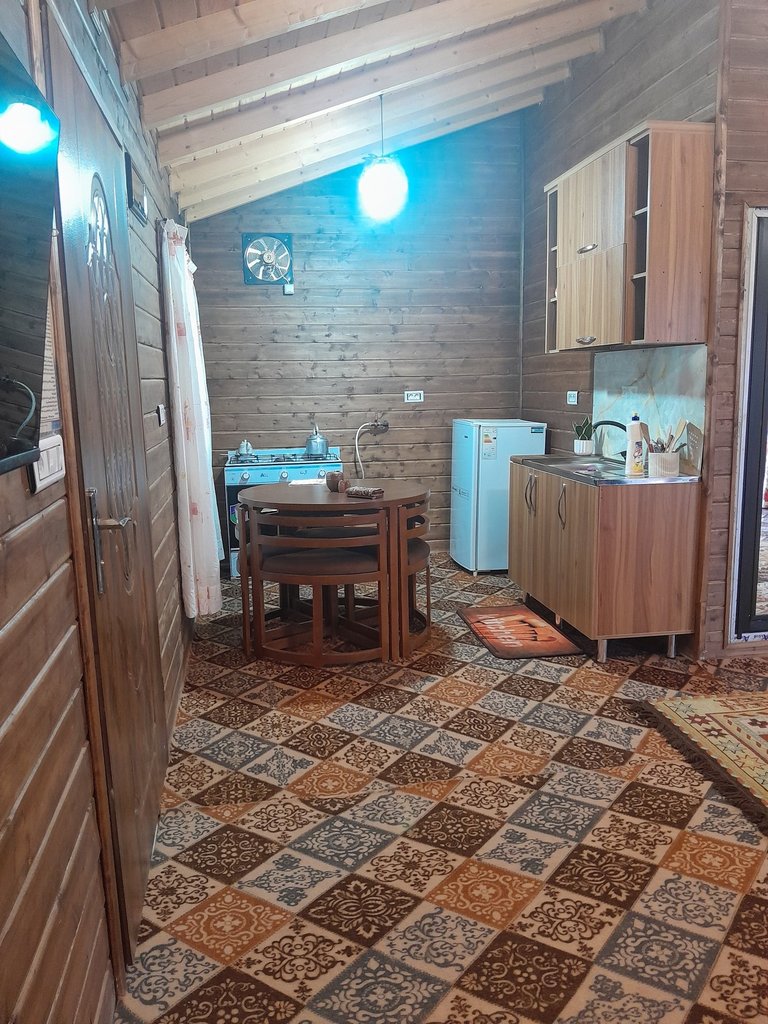 کلبه یک خوابه پدر سالار