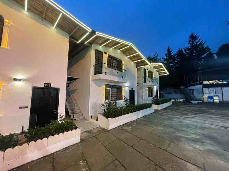 مجتمع اقامتی آرمانیا - واحد 212