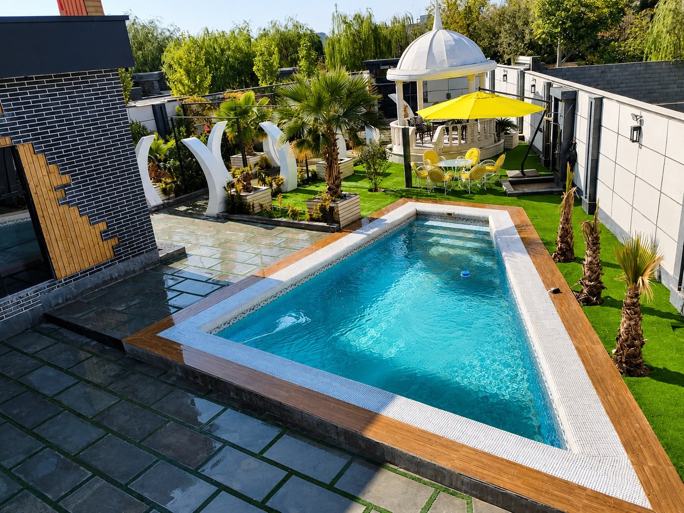 ویلا سه خوابه استخردار آبگرم عمارت سادیا