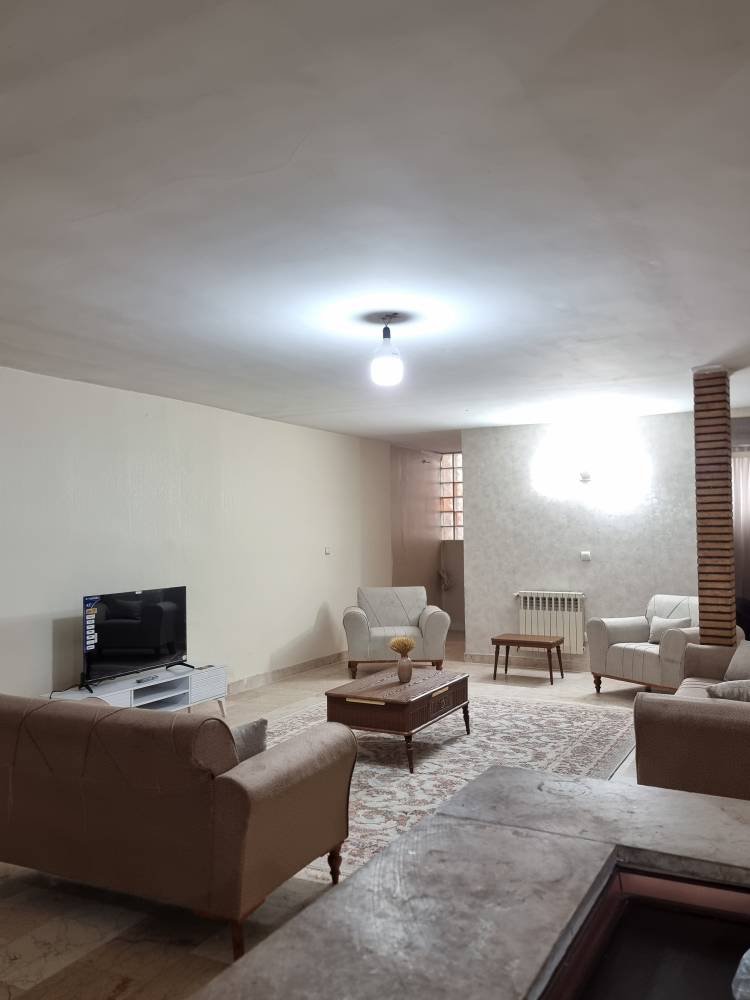 آپارتمان دوخوابه واحد اردشیر