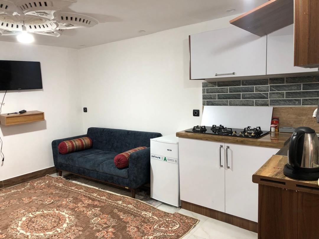 مجتمع اقامتی ایمان واحد گل رز