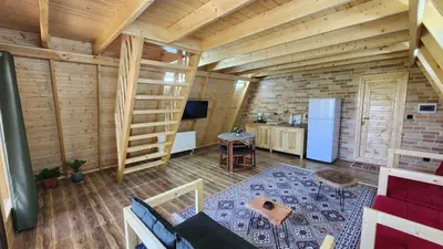 کلبه یک خوابه چوبی نورین