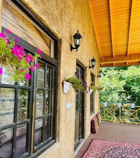 کلبه کاه گِلی