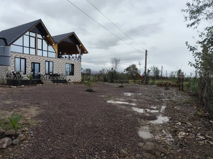 کلبه چهارخوابه استخردار آبگرم مهراد 3