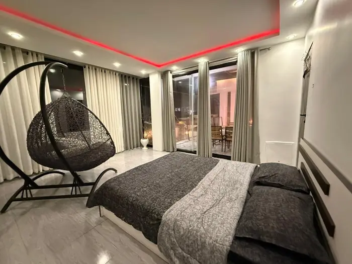 ویلا سه خوابه استخردار آبگرم عمارت هاکان