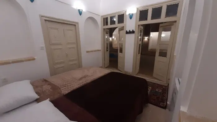 اقامتگاه سنتی سرای سپنج - واحد همنشین