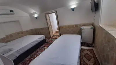 بومگردی سرای سپنج - واحد دنج