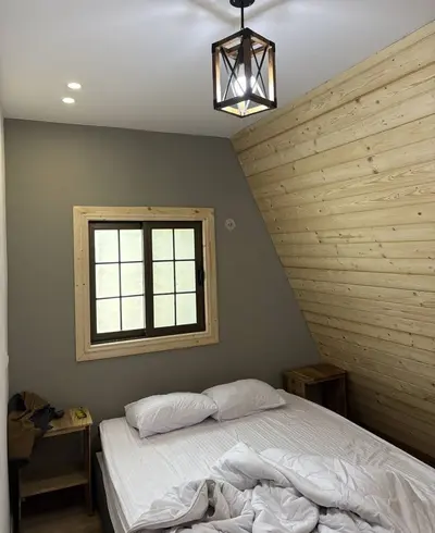 کلبه دوخوابه جنگلی جکوزی دار اوپه