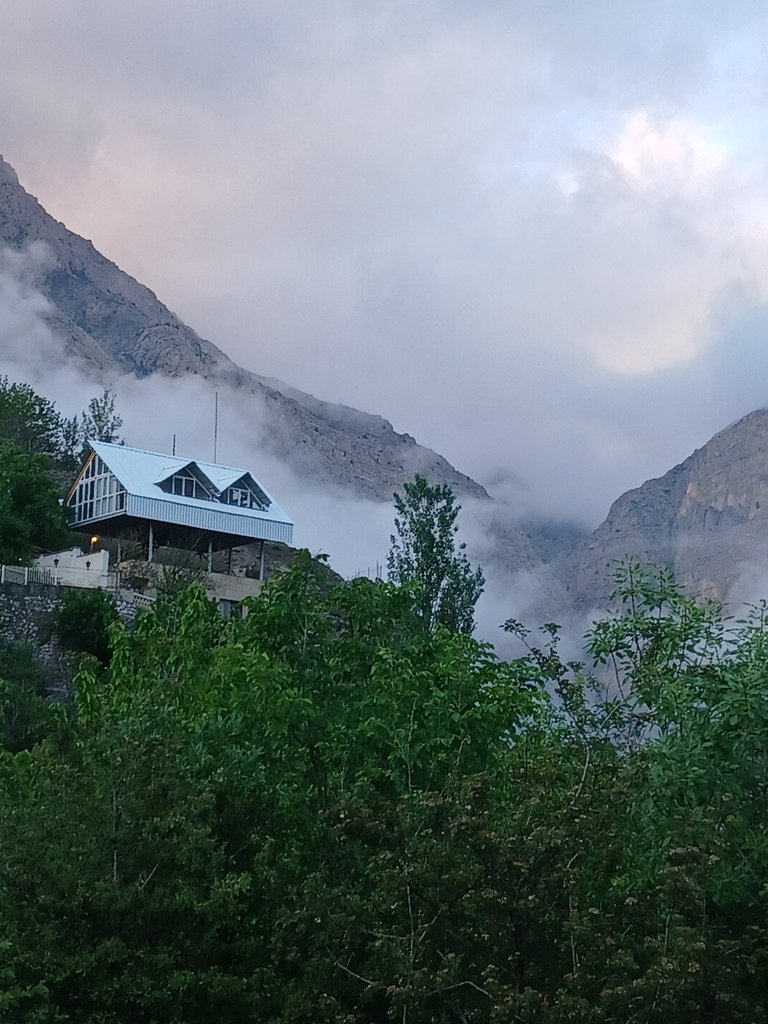 هاستل گیلاس امیری - واحد ۳