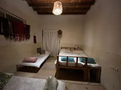 هاستل ژوان - واحد 3