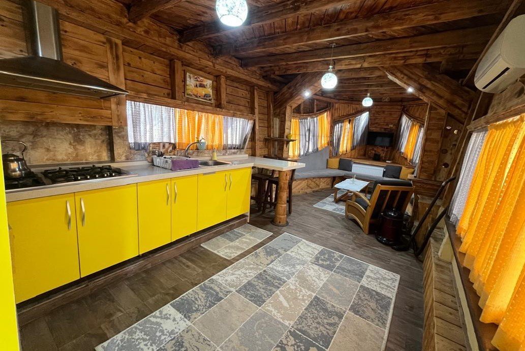 کلبه یک خوابه لنج شاهین  طبقه  پایین