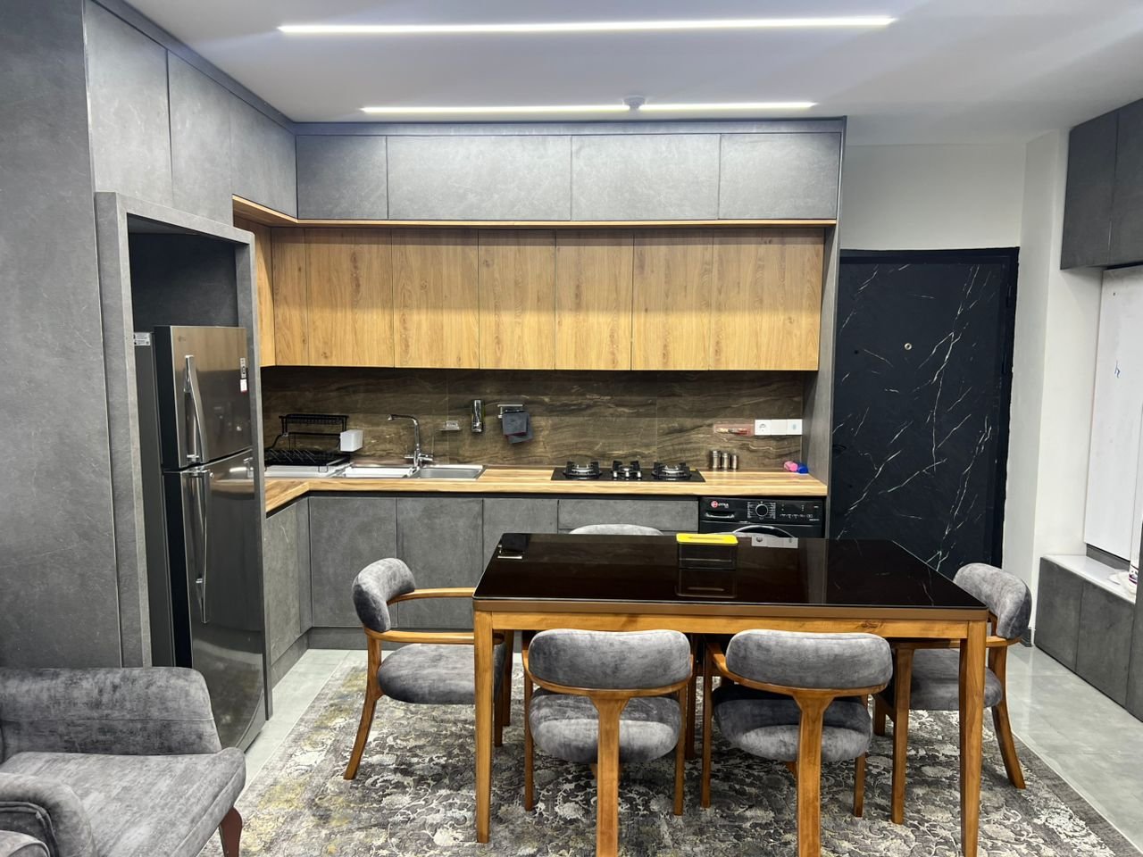 آپارتمان دوخوابه سام پلازا 1