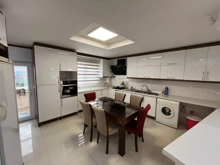 ویلا چهارخوابه جنگلی گیل آوا