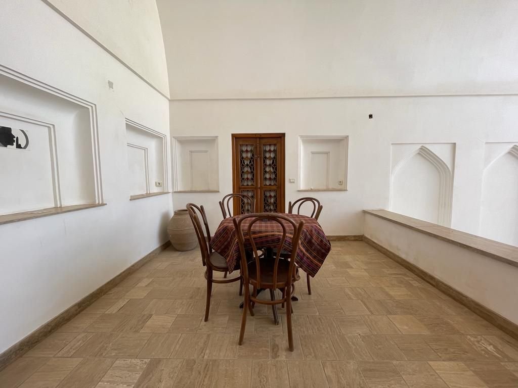 خانه سه نیک - واحد آذرمیدخت