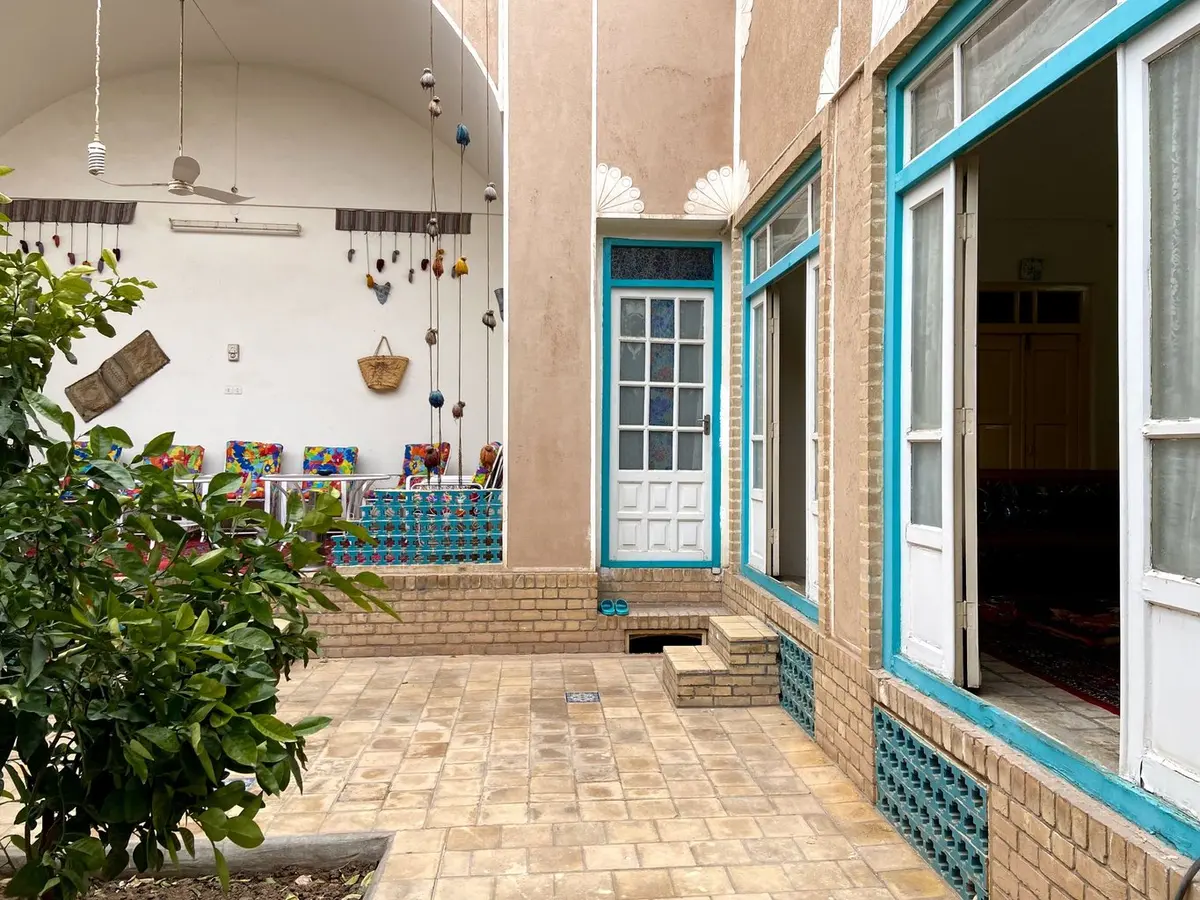 بوم گردی سرای اوروزا - واحد دُر