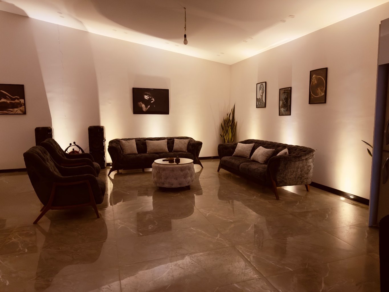 ویلا سه خوابه  پاییزان