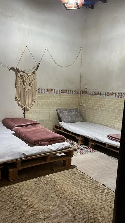 هاستل ژوان - واحد 1