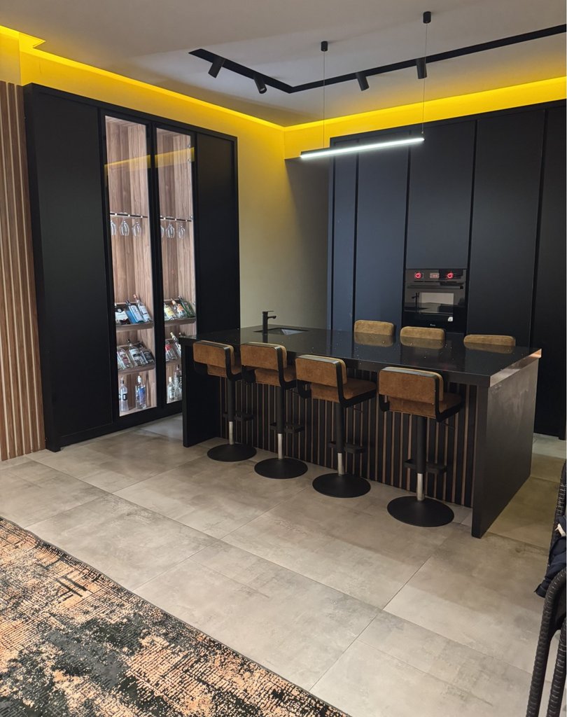 ویلا سه خوابه استخردار آبگرم سهیلی