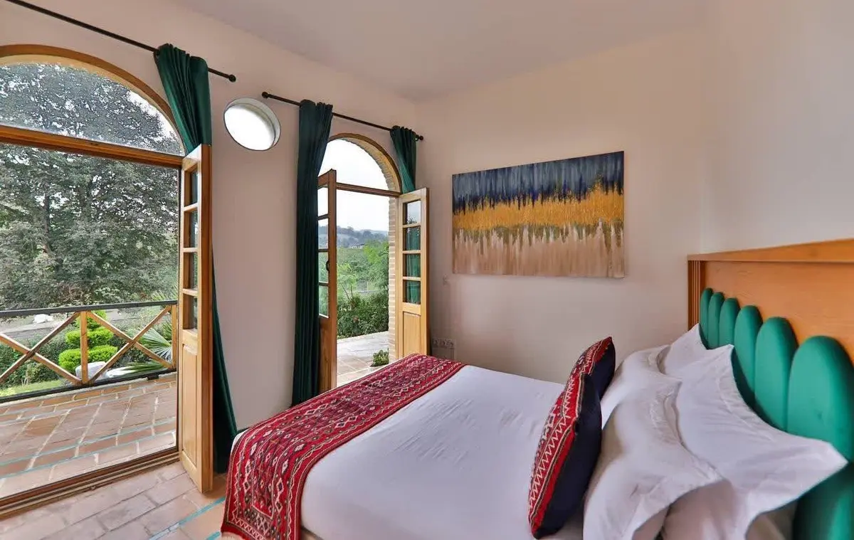 بوم گردی ونوشک 1 - واحد نیشا