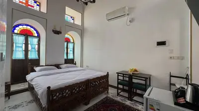 اقامتگاه سنتی سرهنگ - سرهنگ - واحد دوتخته پنج دری