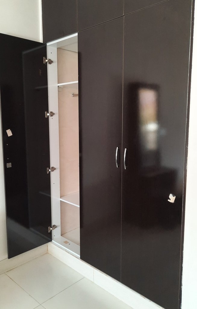 آپارتمان دوخوابه رضا 37