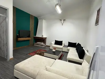 آپارتمان دوخوابه بام زعفرانیه واحد 13