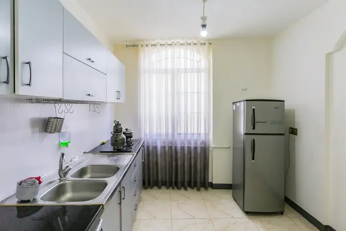 آپارتمان بك خوابه اشرفي اصفهاني ١