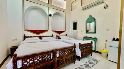 اقامتگاه سنتی سرهنگ - واحد سه تخته طارمه