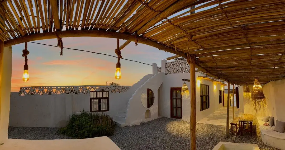 ویلا دوخوابه زردِروز نقاشه