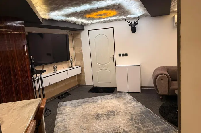 آپارتمان یک خوابه جکوزی دار اندرزگو واحد 1