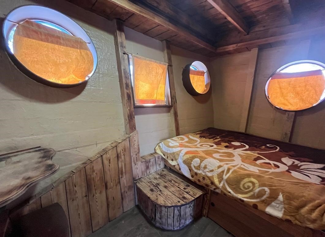 کلبه یک خوابه لنج شاهین  طبقه  پایین