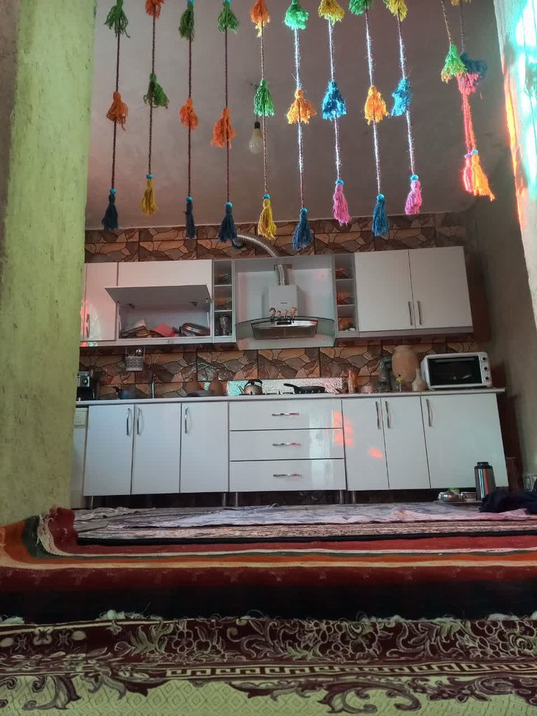 مسافرخانه اقامتگاه پارسه گاد - ننه