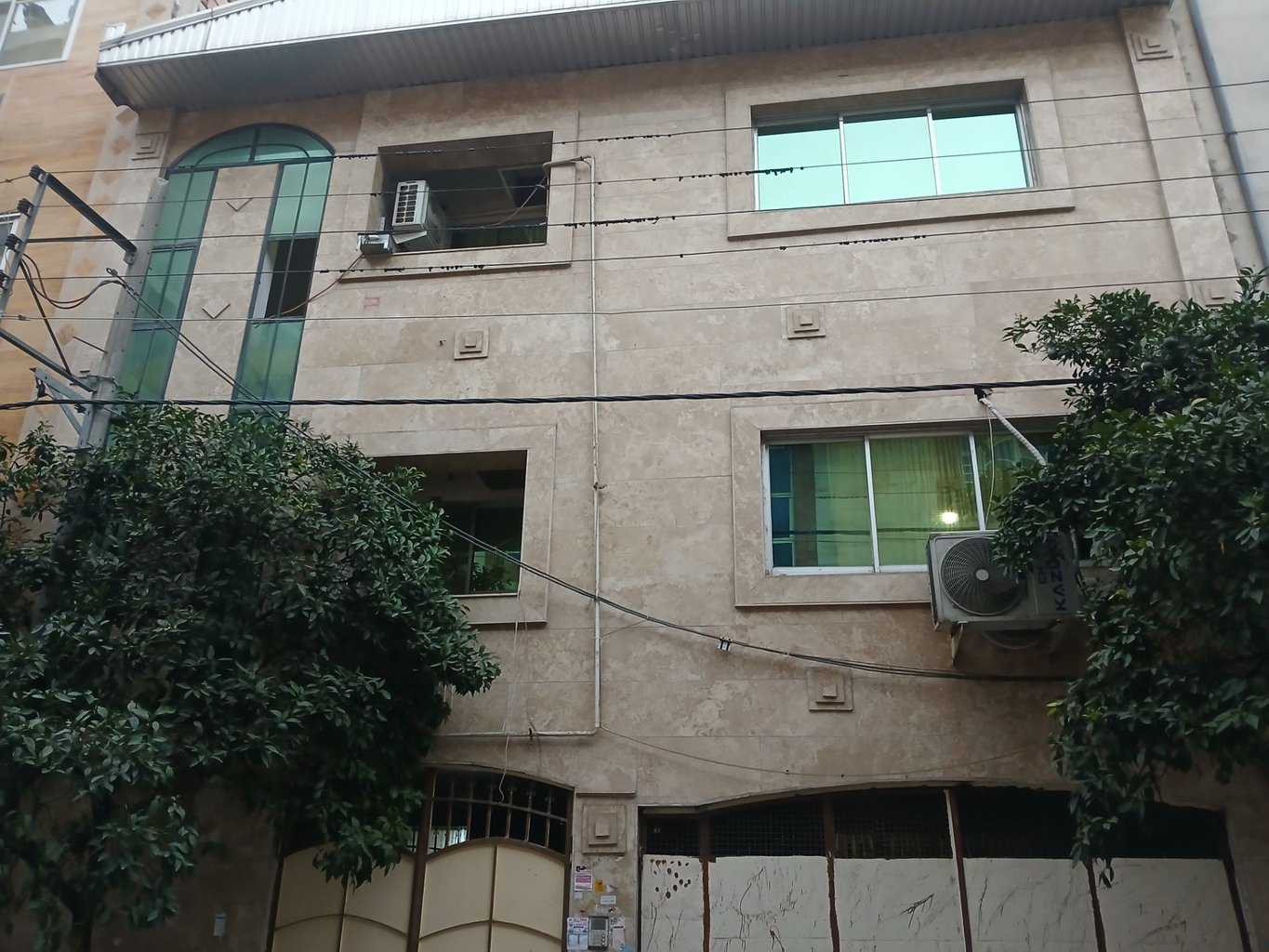 آپارتمان دوخوابه روشن فرد
