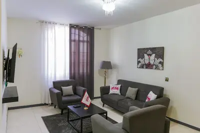 آپارتمان بك خوابه اشرفي اصفهاني ١