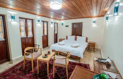 اقامتگاه سنتی دنسه ریحان - واحد جمبو