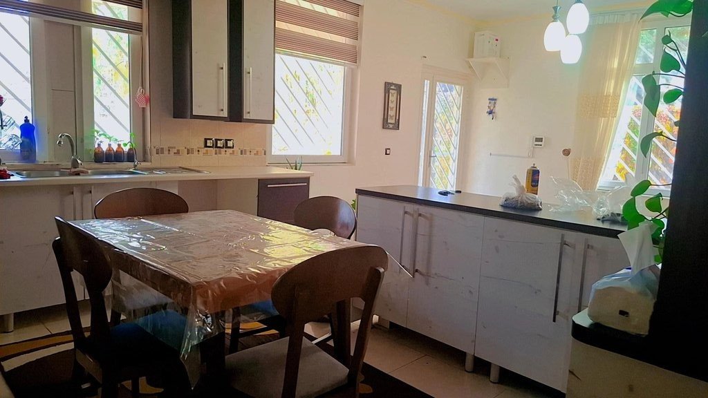 ویلا یک خوابه بید مجنون چهارباغ