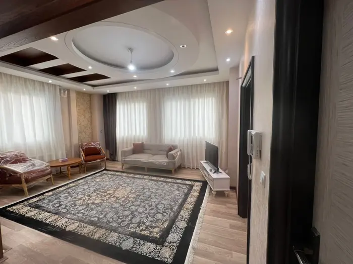 آپارتمان دوخوابه ۱۷ شهریور