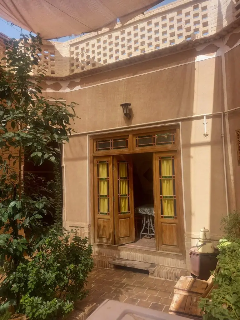 بوم گردی دوخوابه خانه پسین